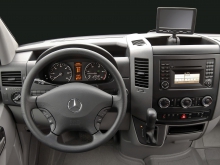 Фото Mercedes-Benz Sprinter микроавтобус 319 CDI MT L2H1 №4